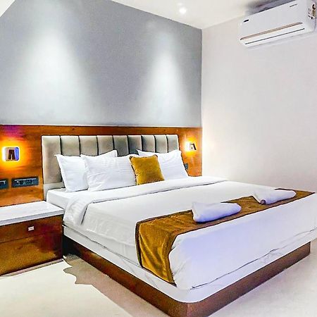 Fabhotel Emersion Residency - High Street Near Laxman Nagar, Baner Pune Exterior foto
